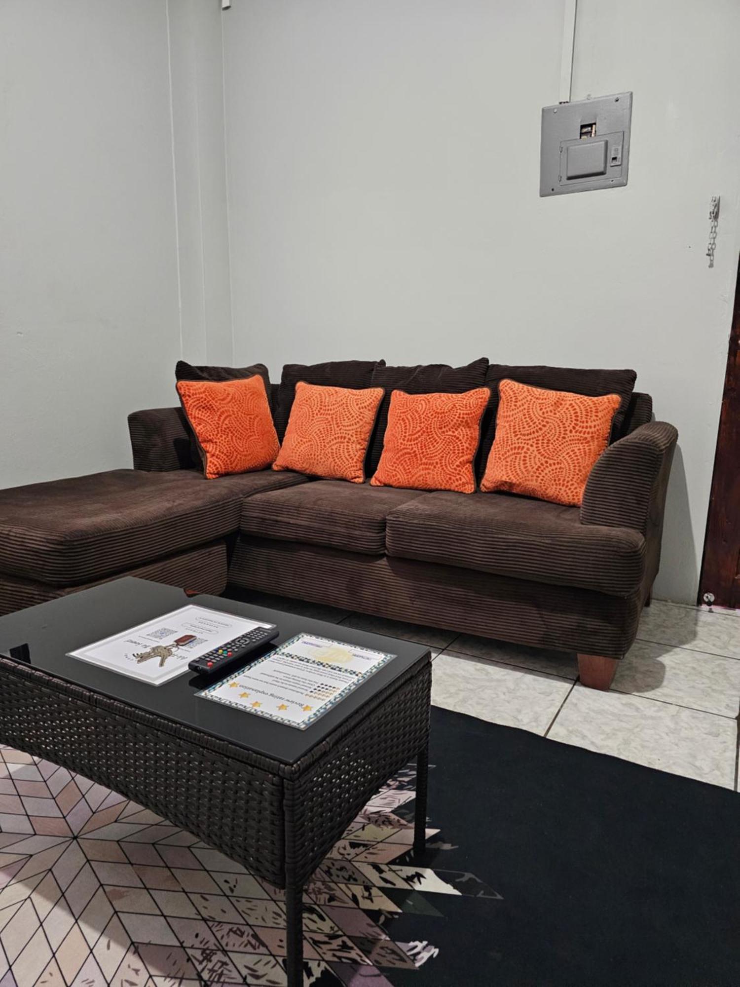 2Br Apt In St Helena - 6Mins From The Airport Perfect For Short And Long Stays Piarco Εξωτερικό φωτογραφία