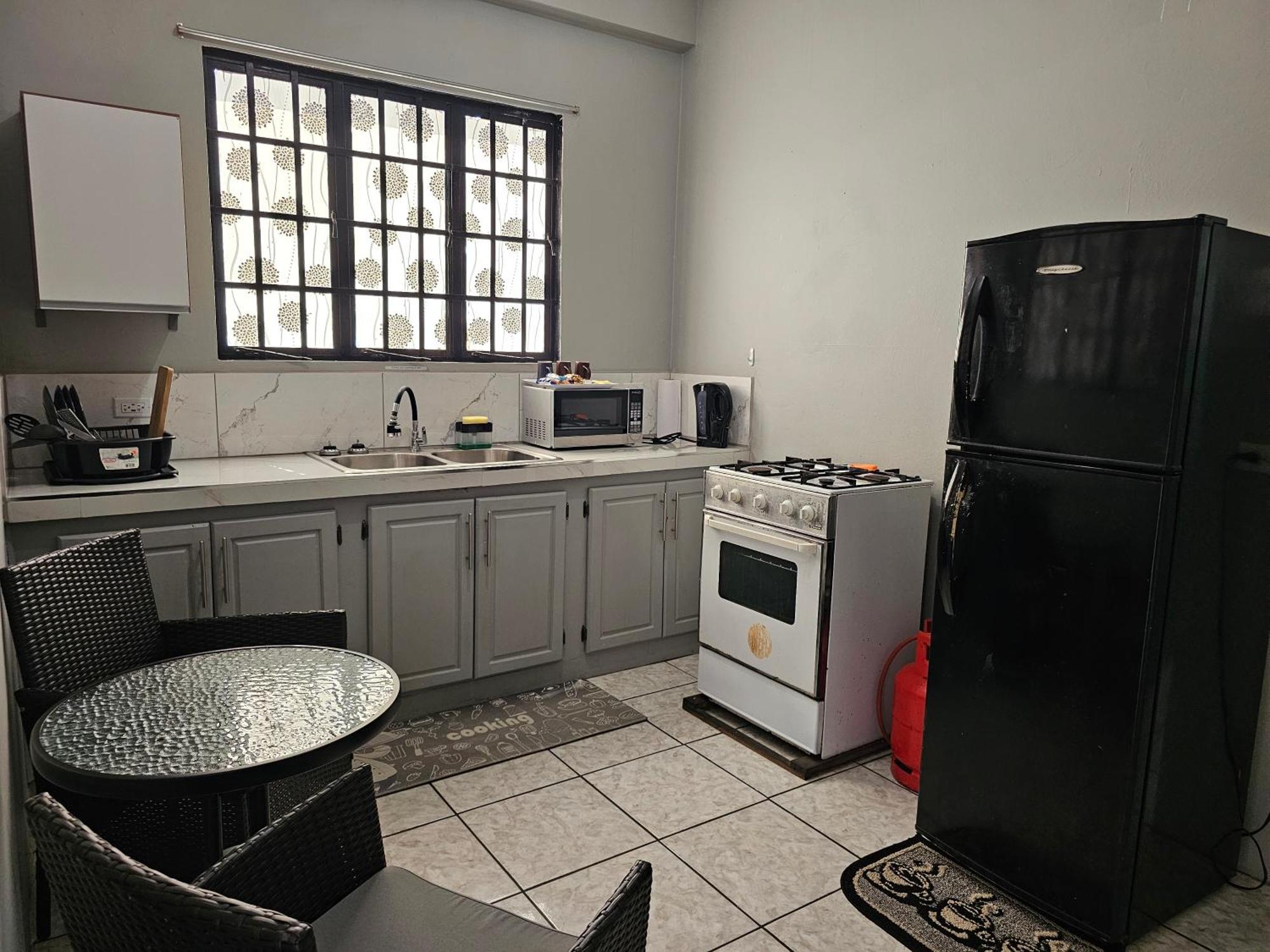 2Br Apt In St Helena - 6Mins From The Airport Perfect For Short And Long Stays Piarco Εξωτερικό φωτογραφία